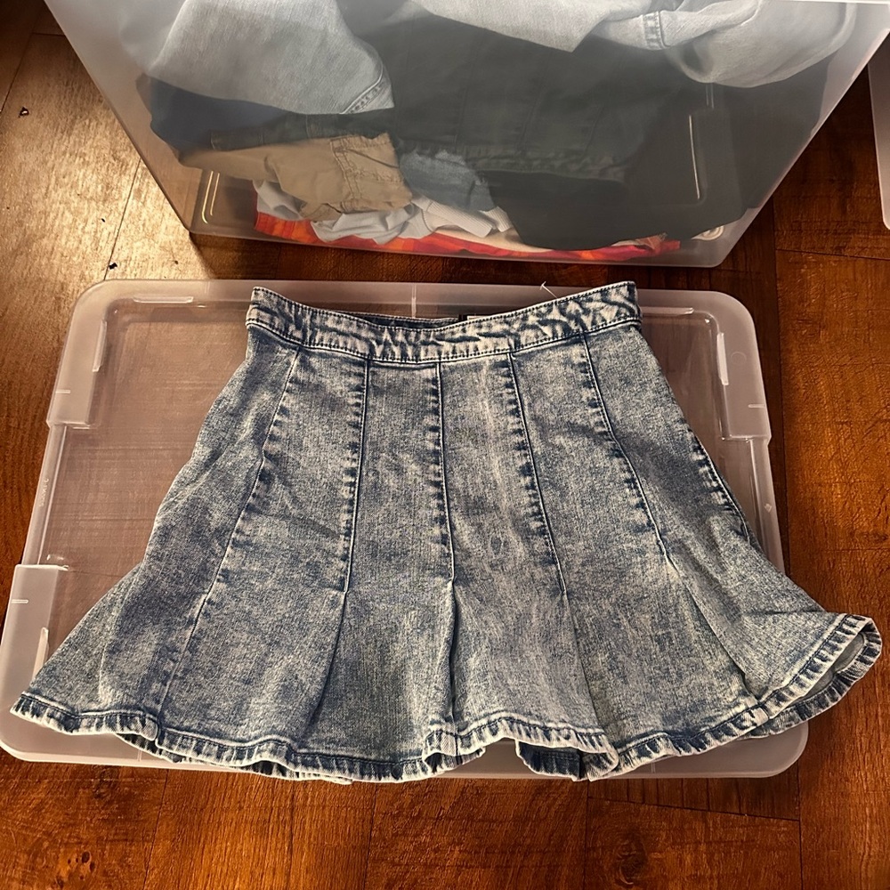 Women’s Denim Skirt